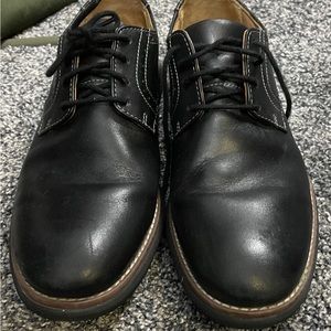 Black kids dress shoes excellent used condition.